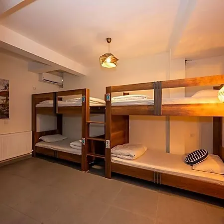 Hostel Taksim Square
